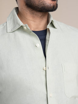 Wrinkle-Resistant Poise