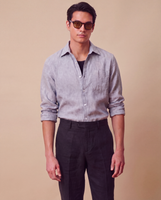 Corfu Spread Collar in Solid Linen Flint